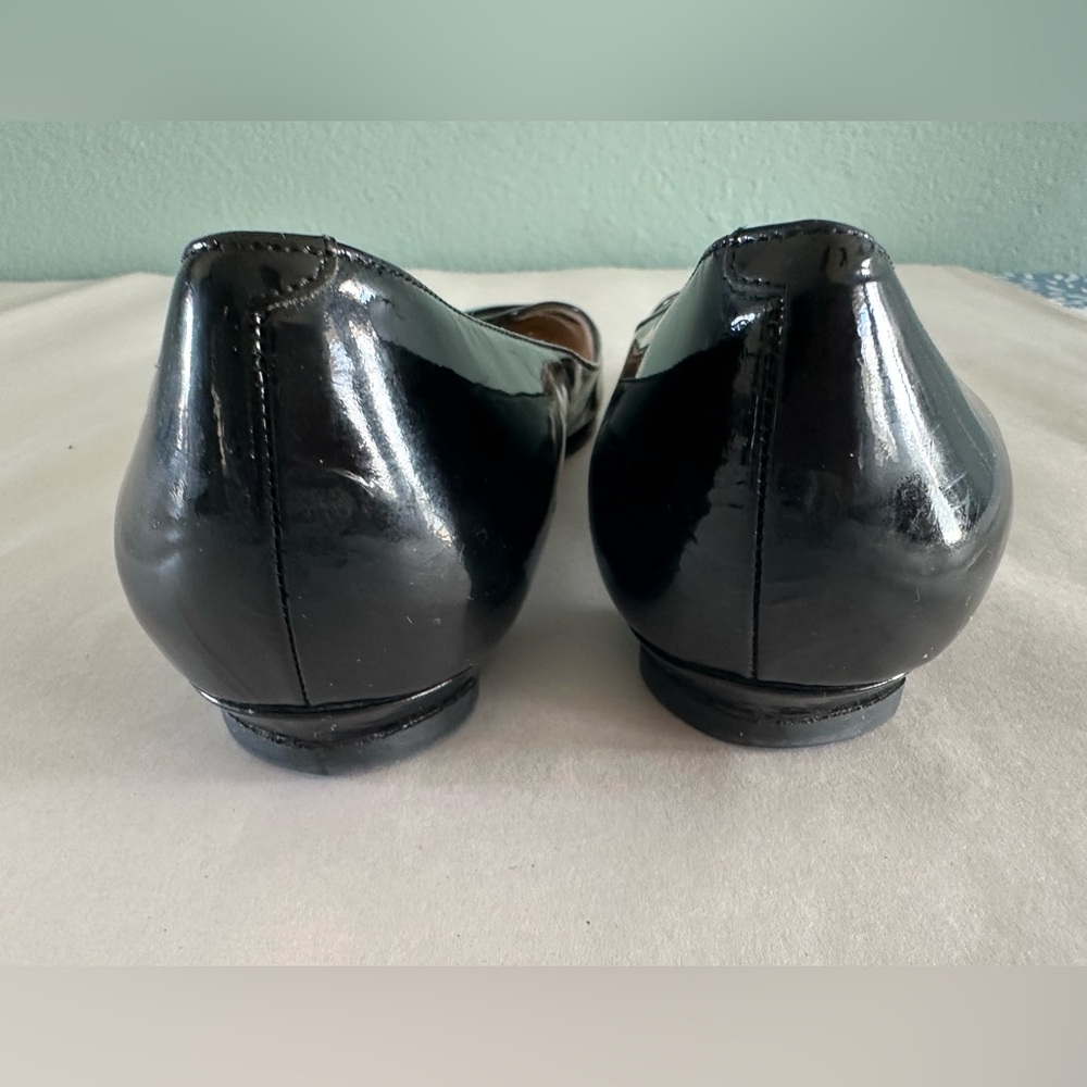 **** Jimmy Choo Size 38 1/2 Black Patent Ballet Flats. - Picture 4 of 7